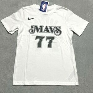 Nike Youth Small White Luka Doncic Dallas Mavericks #77 T-Shirt Jersey NWT